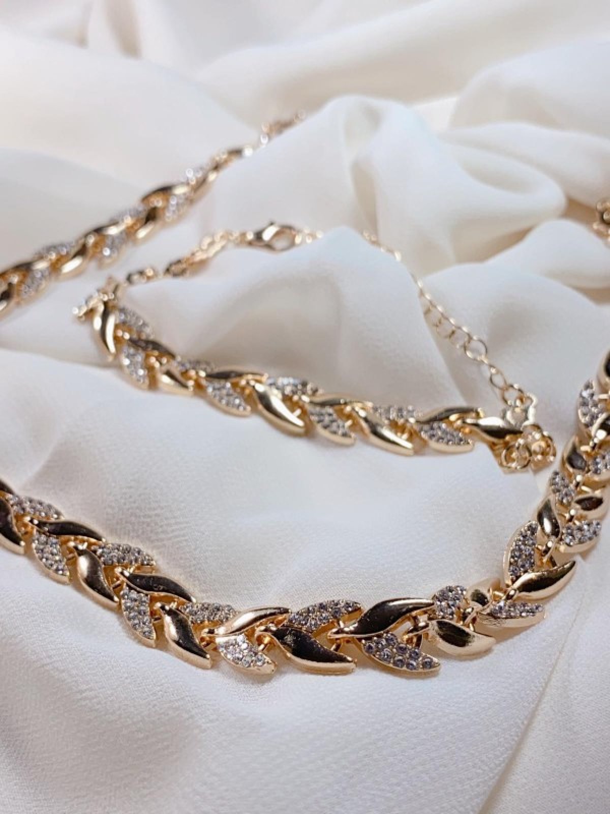 Taşlı Balık Sırtı Set